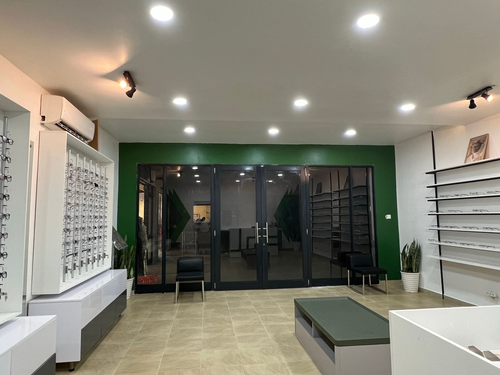 Óptica de Saúde Visual - Vista 9